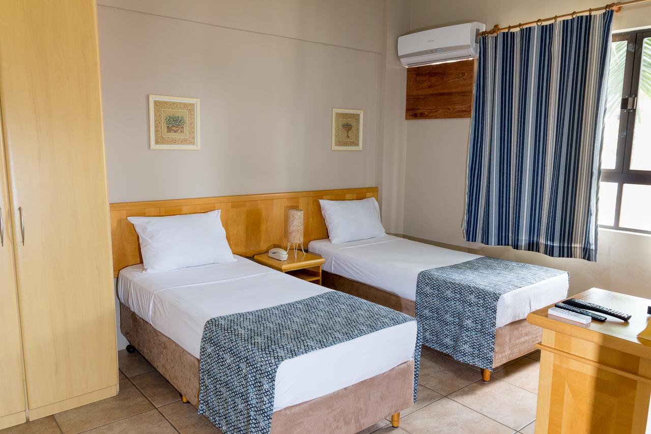 Maria Quiteria Hotel & Flat เฟย์รา เด ซานตานา ภายนอก รูปภาพ